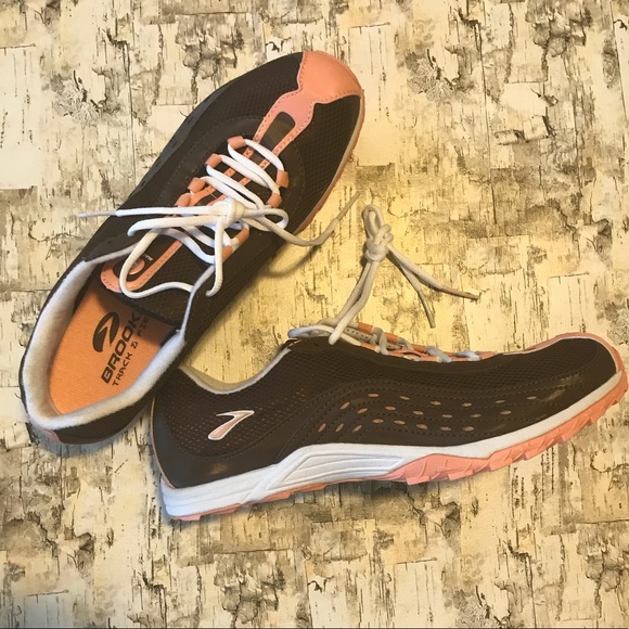 Brooks track & field spikes - Picture 1 of 6